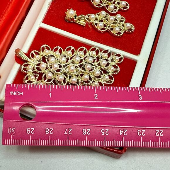 Vintage Camelot Collection Statement Brooch, Earrings gold tone faux pearls box - Picture 14 of 15